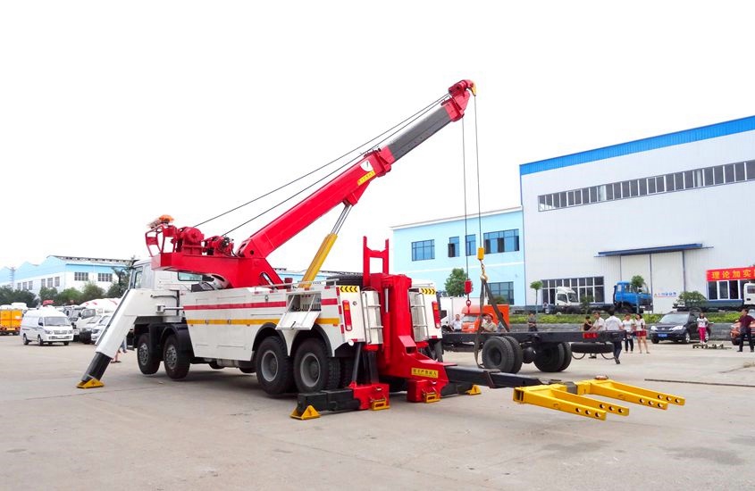 SPV heavy-duty rotator wrecker