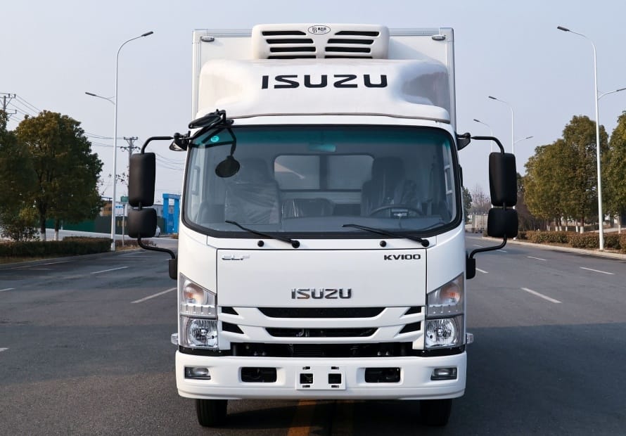 SPV ISUZU Refrigerated Truck front view