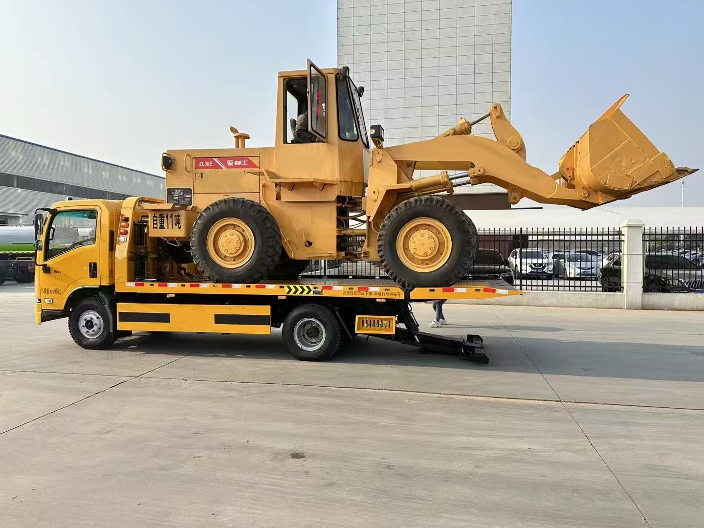 New Tow Truck vs. Used Tow Truck How to Choose the Best Option for Your Business