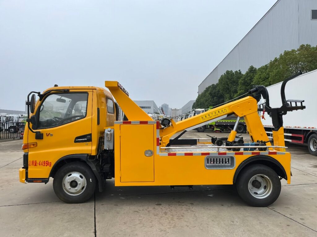 Wheel-Lift vs. Flatbed Which One Do You Need