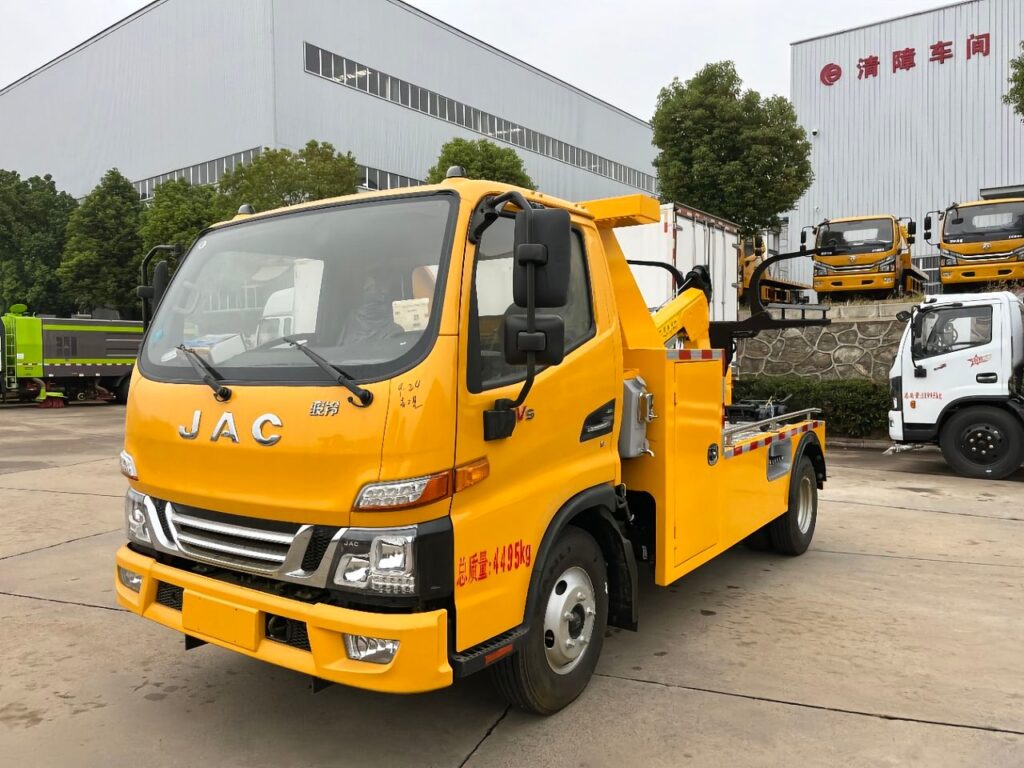 Why Choose a Wheel-Lift Tow Truck (The Pros)